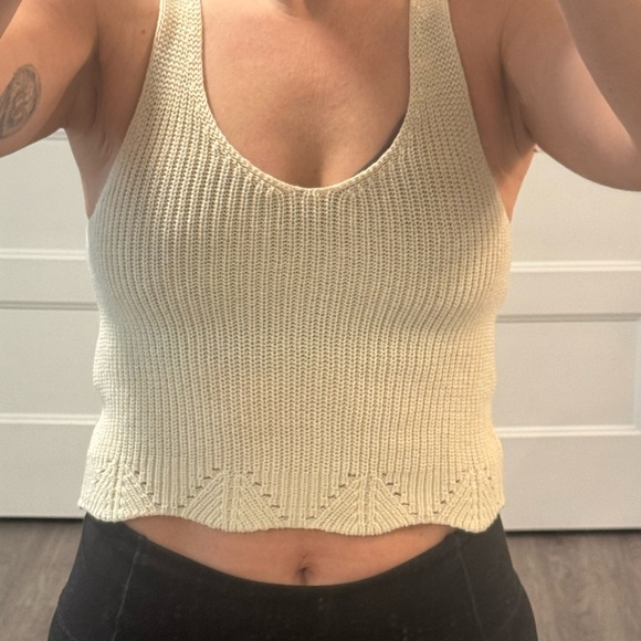 Cropped Knitted Top, ivory NWT - Picture 5 of 5